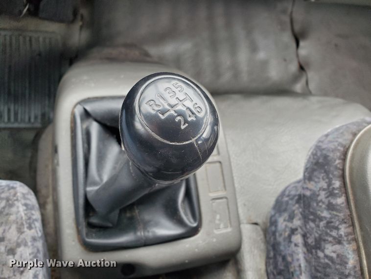 image for item GB9983 2008 Nissan UD2600 refrigerated box truck