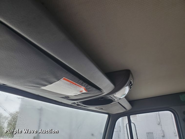 image for item GB9983 2008 Nissan UD2600 refrigerated box truck