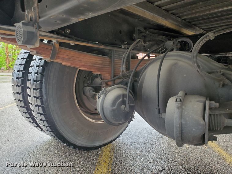 image for item GB9983 2008 Nissan UD2600 refrigerated box truck