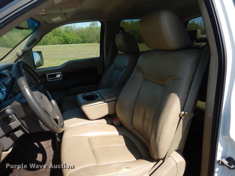 image for item GB9985 2009 Ford F150 Lariat  SuperCrew pickup truck