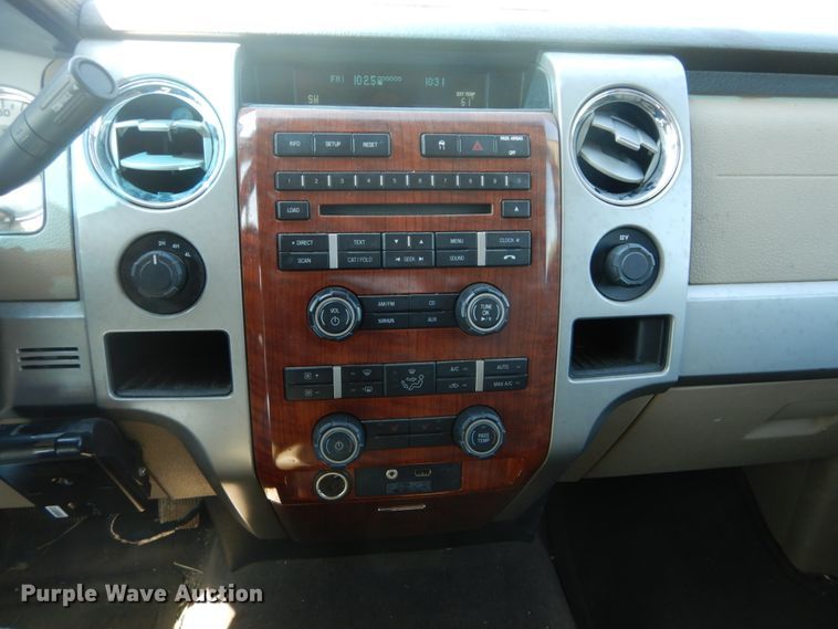 image for item GB9985 2009 Ford F150 Lariat  SuperCrew pickup truck