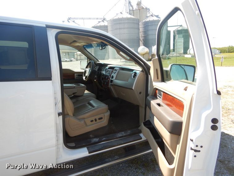 image for item GB9985 2009 Ford F150 Lariat  SuperCrew pickup truck