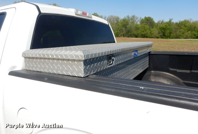 image for item GB9985 2009 Ford F150 Lariat  SuperCrew pickup truck