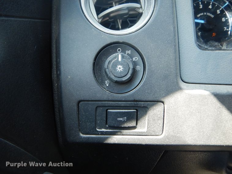 image for item GB9988 2011 Ford F150 XLT  SuperCab pickup truck