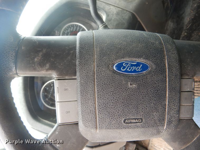 image for item GB9989 2007 Ford F150  SuperCrew pickup truck