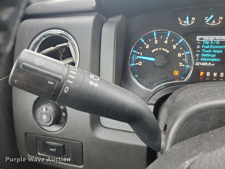 image for item GB9998 2012 Ford F150 XLT  SuperCab pickup truck