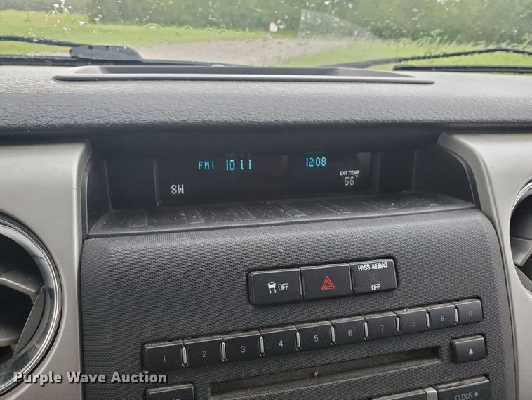 image for item GB9998 2012 Ford F150 XLT  SuperCab pickup truck