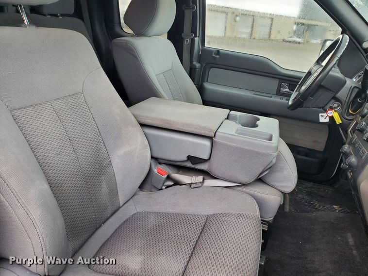 image for item GB9998 2012 Ford F150 XLT  SuperCab pickup truck