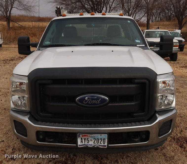 image for item GD9954 2011 Ford F350 Super Duty XL SuperCab utility bed pickup truck