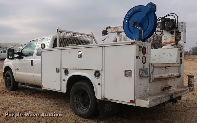 image for item GD9954 2011 Ford F350 Super Duty XL SuperCab utility bed pickup truck