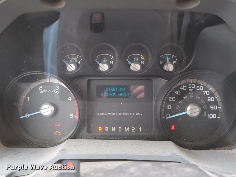 image for item GD9954 2011 Ford F350 Super Duty XL SuperCab utility bed pickup truck