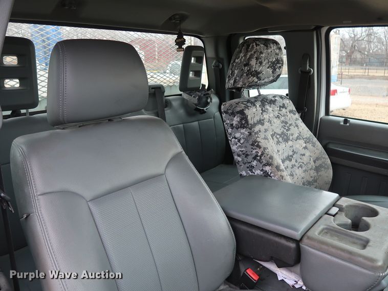 image for item GD9954 2011 Ford F350 Super Duty XL SuperCab utility bed pickup truck