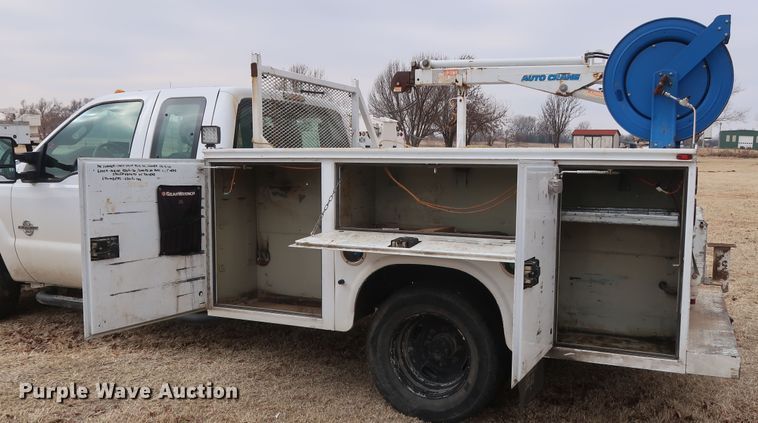 image for item GD9954 2011 Ford F350 Super Duty XL SuperCab utility bed pickup truck