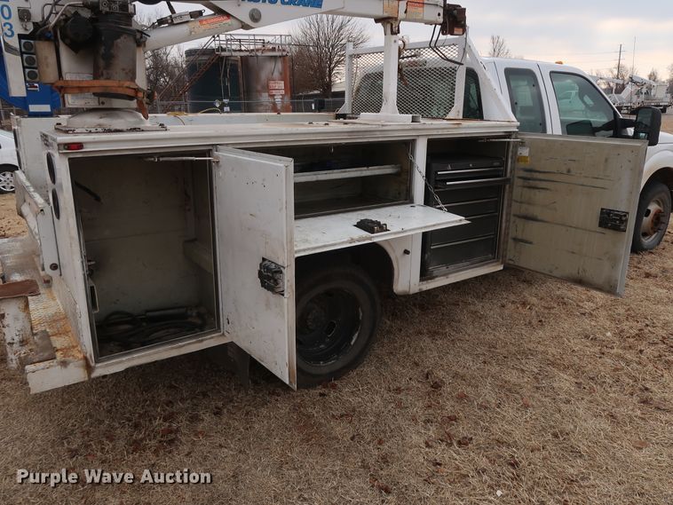 image for item GD9954 2011 Ford F350 Super Duty XL SuperCab utility bed pickup truck