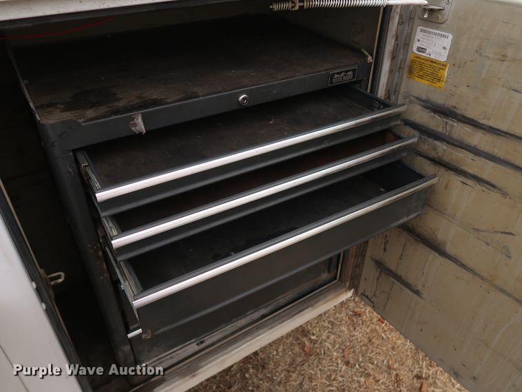 image for item GD9954 2011 Ford F350 Super Duty XL SuperCab utility bed pickup truck