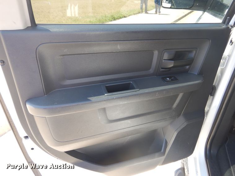 image for item GE9363 2012 Dodge Ram 2500HD  Crew Cab pickup truck