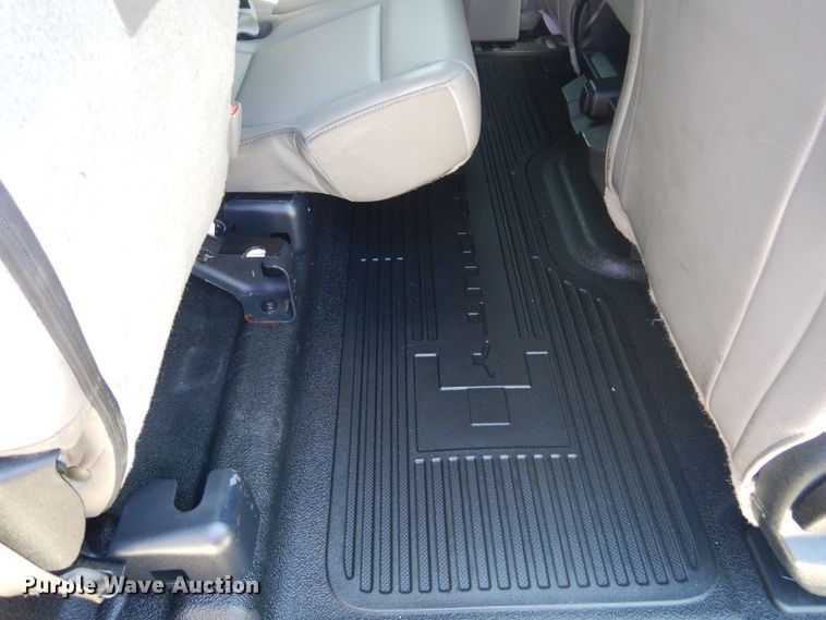 image for item GE9364 2017 Ford F250 Super Duty  SuperCab pickup truck