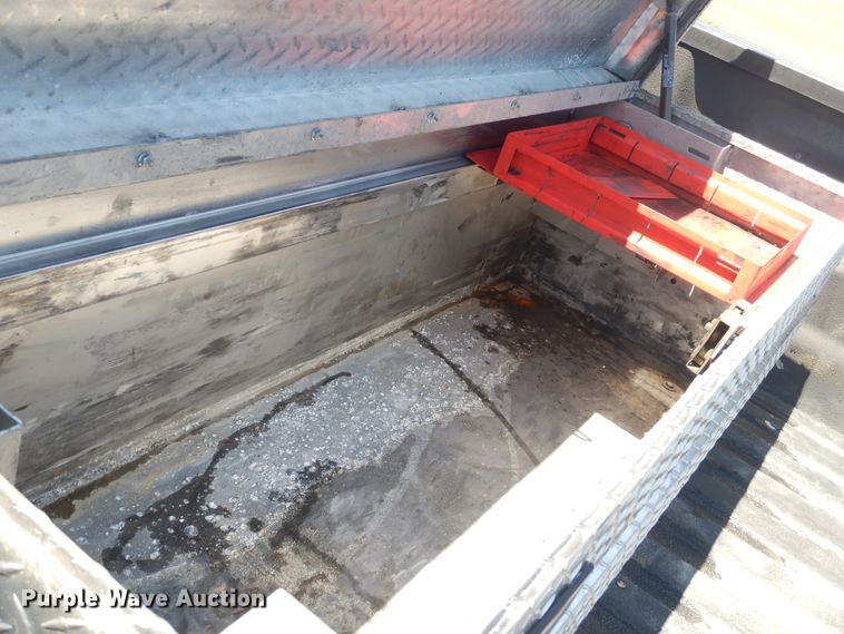 image for item GE9364 2017 Ford F250 Super Duty  SuperCab pickup truck