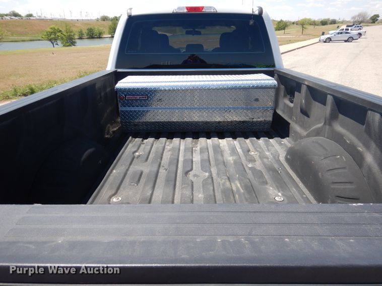 image for item GE9364 2017 Ford F250 Super Duty  SuperCab pickup truck