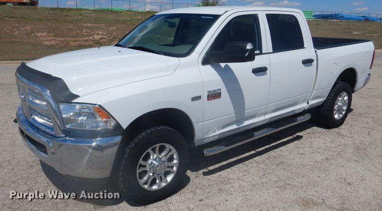 image for item GE9366 2011 Dodge Ram 2500HD  Crew Cab pickup truck