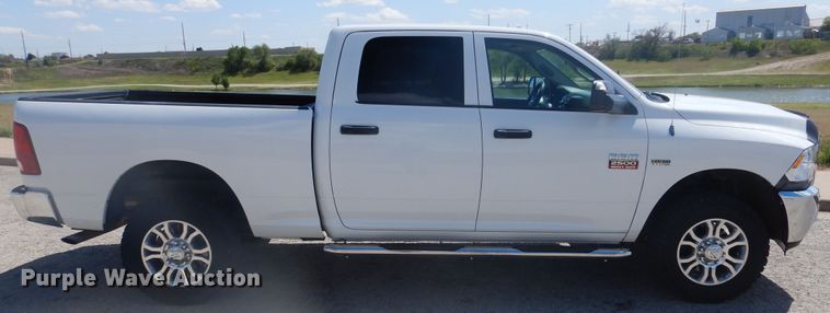 image for item GE9366 2011 Dodge Ram 2500HD  Crew Cab pickup truck