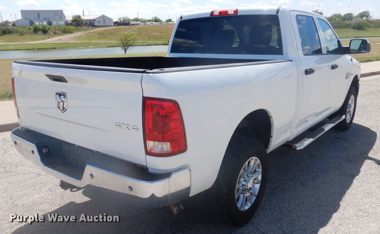 image for item GE9366 2011 Dodge Ram 2500HD  Crew Cab pickup truck