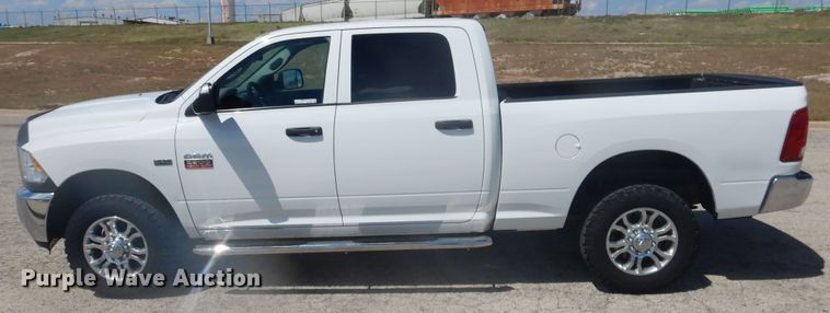 image for item GE9366 2011 Dodge Ram 2500HD  Crew Cab pickup truck