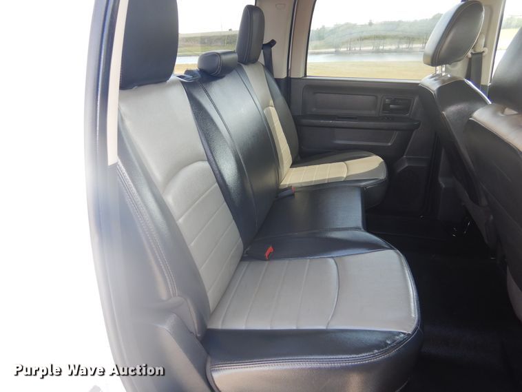 image for item GE9366 2011 Dodge Ram 2500HD  Crew Cab pickup truck