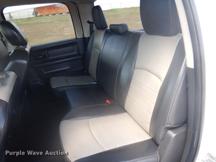 image for item GE9366 2011 Dodge Ram 2500HD  Crew Cab pickup truck