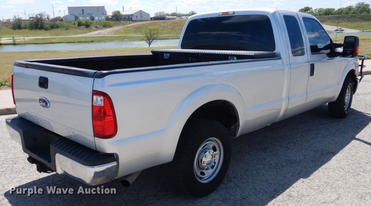 image for item GE9367 2012 Ford F250 Super Duty  SuperCab pickup truck
