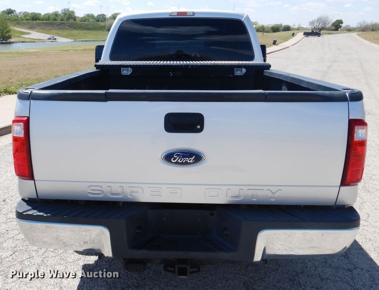 image for item GE9367 2012 Ford F250 Super Duty  SuperCab pickup truck