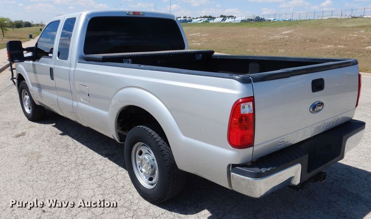 image for item GE9367 2012 Ford F250 Super Duty  SuperCab pickup truck