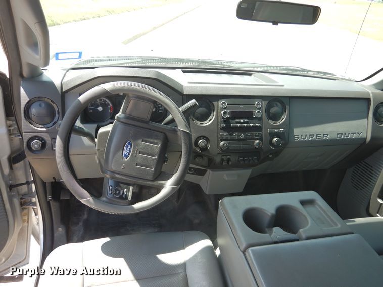 image for item GE9367 2012 Ford F250 Super Duty  SuperCab pickup truck