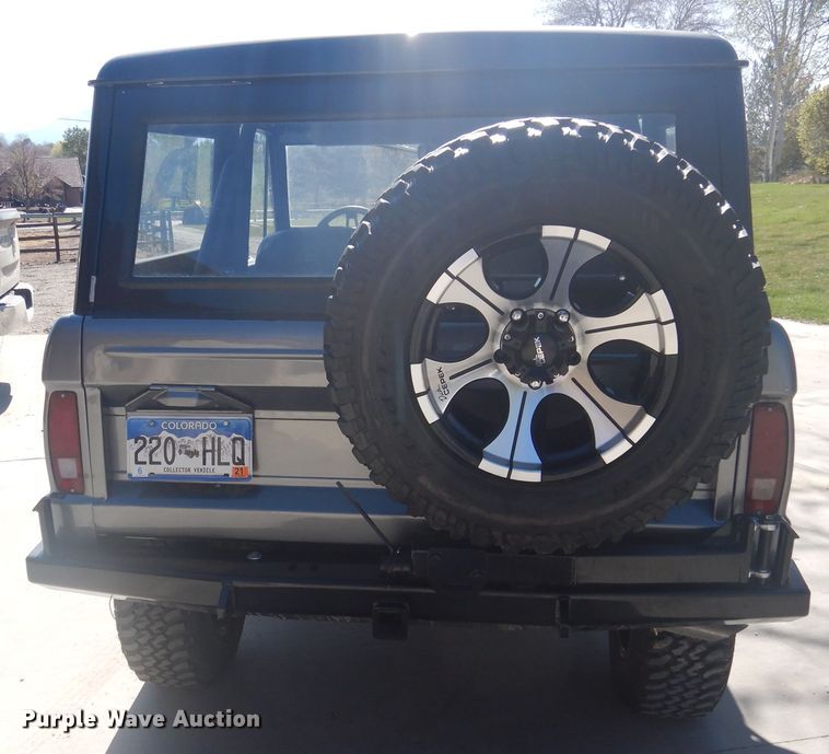 image for item GE9369 1971 Ford Bronco  SUV