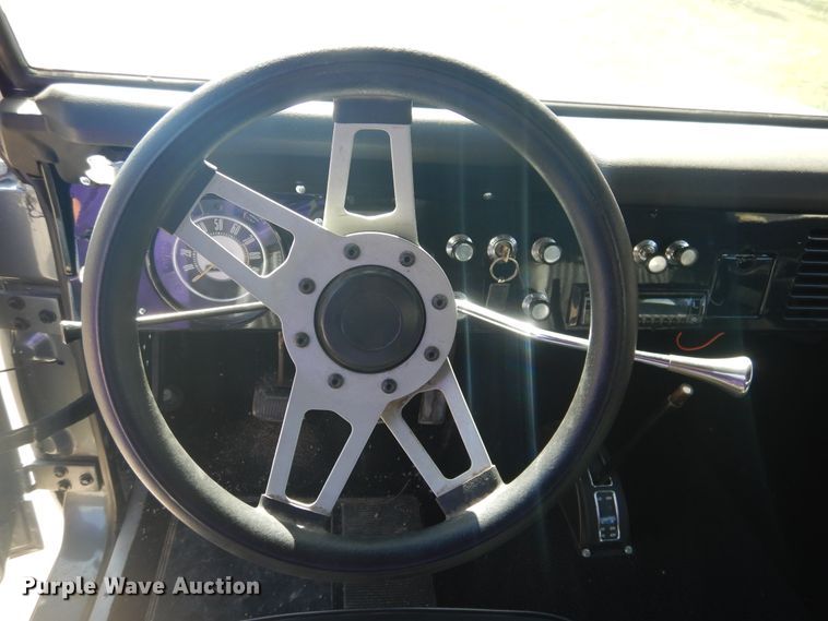 image for item GE9369 1971 Ford Bronco  SUV