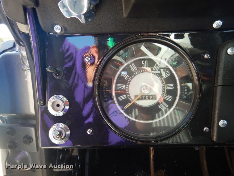 image for item GE9369 1971 Ford Bronco  SUV