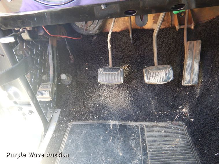 image for item GE9369 1971 Ford Bronco  SUV