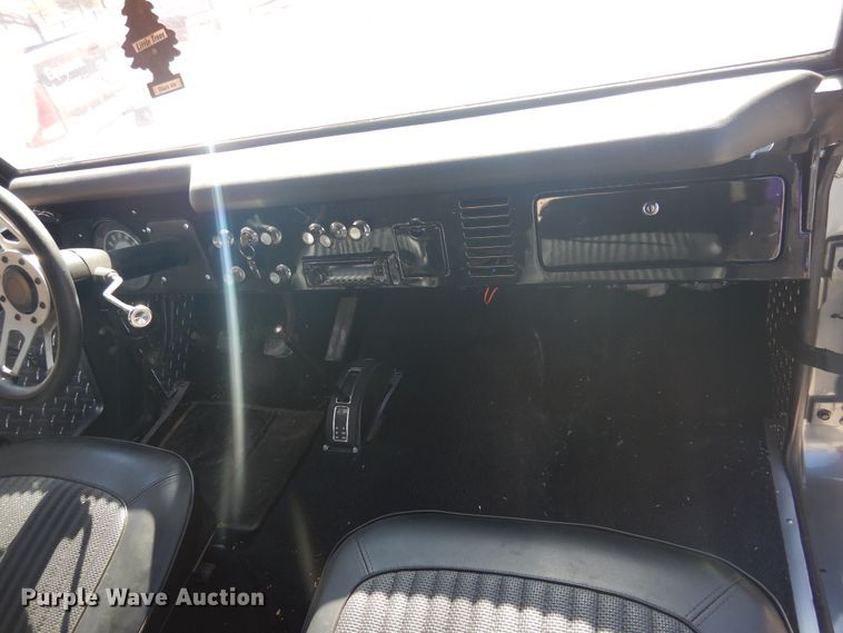 image for item GE9369 1971 Ford Bronco  SUV