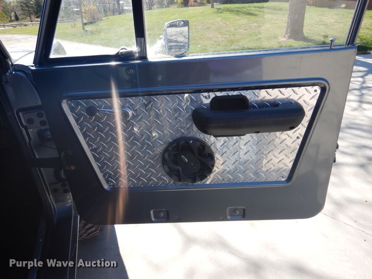 image for item GE9369 1971 Ford Bronco  SUV