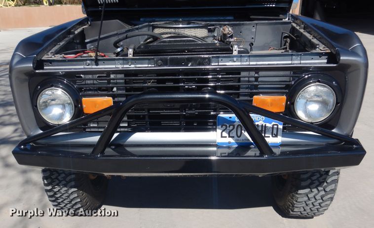 image for item GE9369 1971 Ford Bronco  SUV