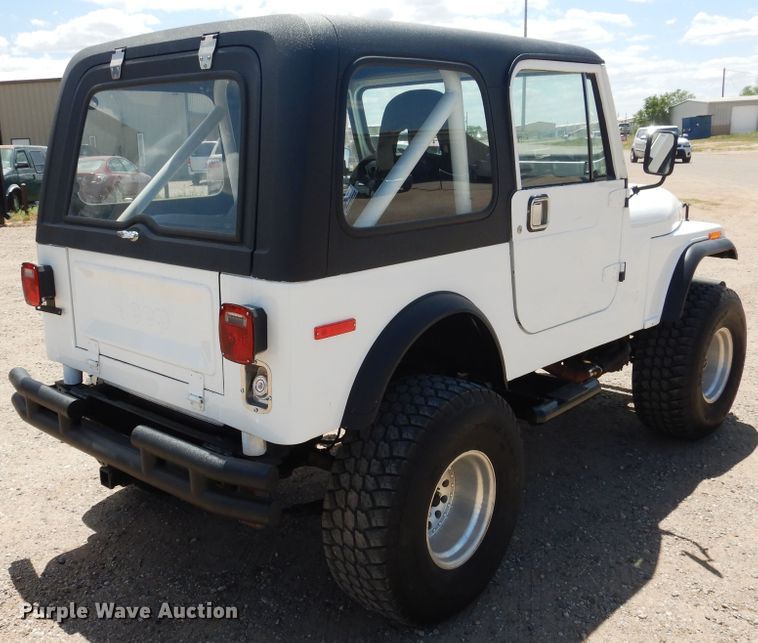 image for item GE9378 1979 Jeep CJ7  SUV