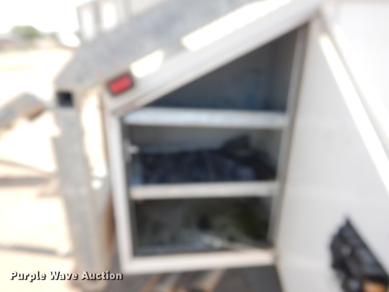 image for item GE9380 2011 Ford F550 Super Duty tow truck