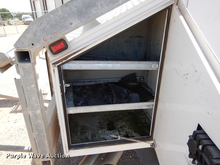 image for item GE9380 2011 Ford F550 Super Duty tow truck