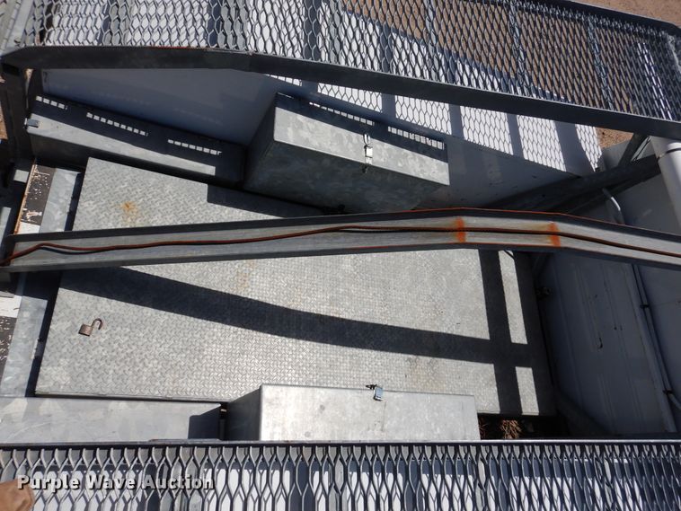 image for item GE9380 2011 Ford F550 Super Duty tow truck