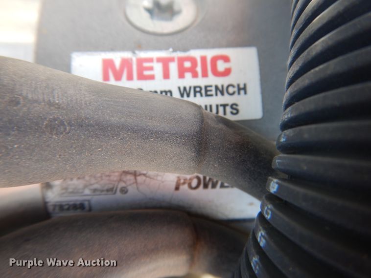 image for item GE9380 2011 Ford F550 Super Duty tow truck