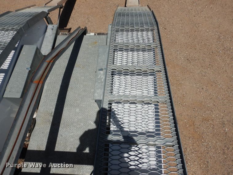 image for item GE9380 2011 Ford F550 Super Duty tow truck