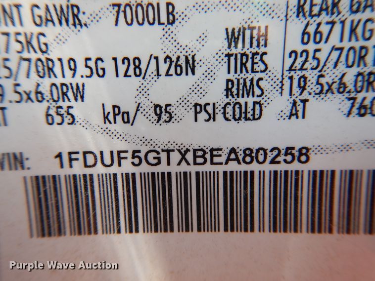 image for item GE9380 2011 Ford F550 Super Duty tow truck