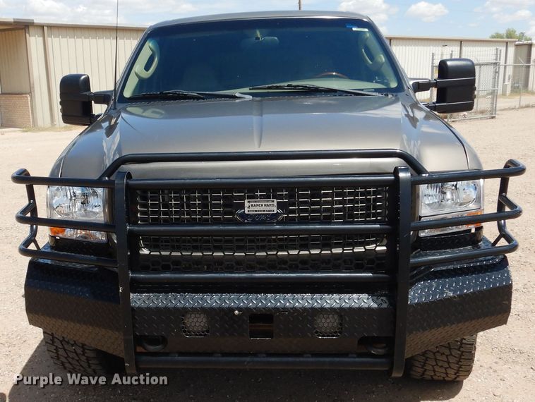 image for item GE9381 2003 Ford Excursion Limited  SUV