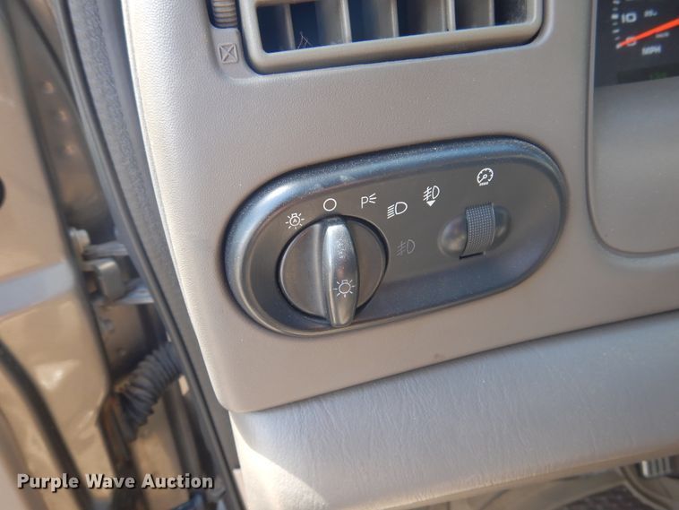 image for item GE9381 2003 Ford Excursion Limited  SUV