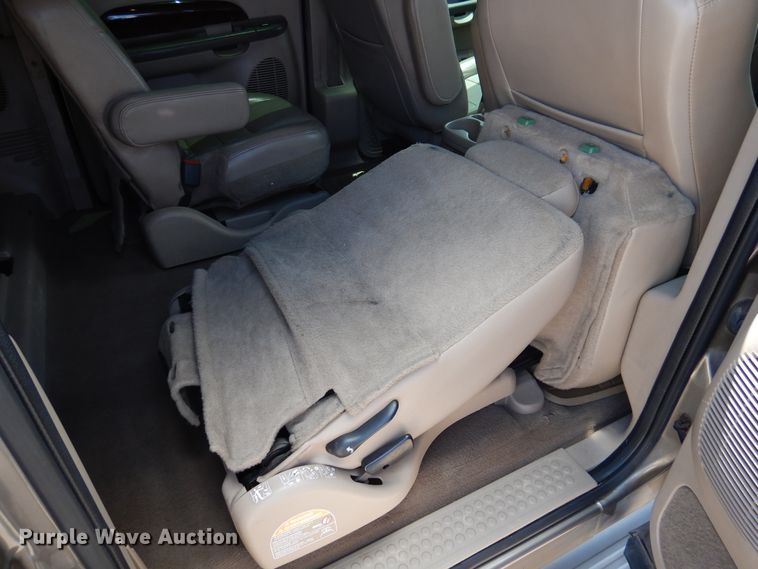 image for item GE9381 2003 Ford Excursion Limited  SUV